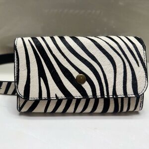 Banana Republic Zebra Print Crossbody Wallet - Black & White